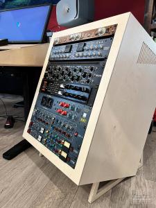 LiftTop Studio Equipment Rack | Neil Parfitt | Recording Studio Furniture by 2Egress